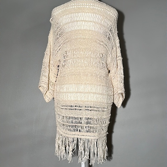 American Eagle Cream Cardigan Sweater with Fringe Detail, Size Medium - Picture 4 of 5